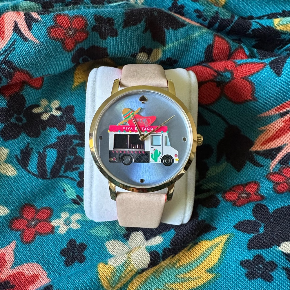 Kate Spade Gold Smartwatch with Beige Strap